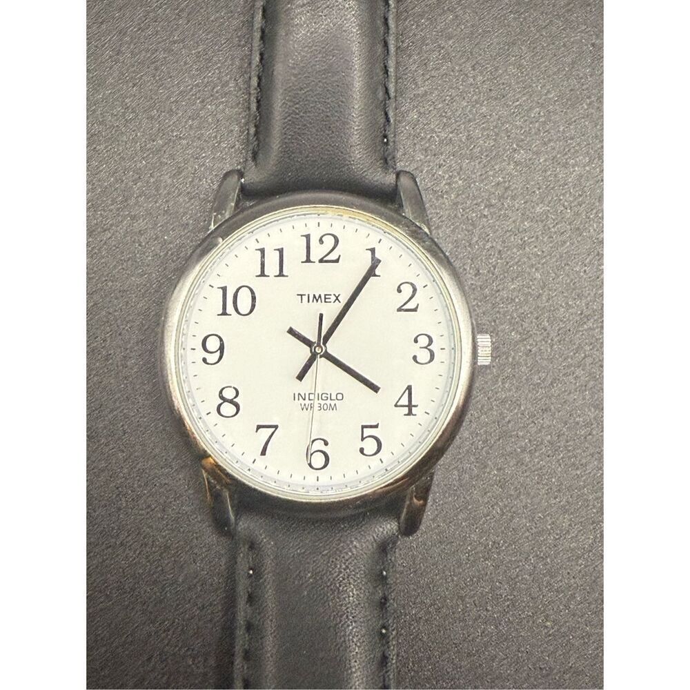 Timex Indiglo Ladies Wristwatch Black Leather Band Water Resistant